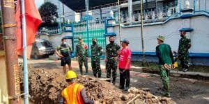 Dandim Solo Sidak Karya Bakti Daerah (KBD) Di Kecamatan Serengan